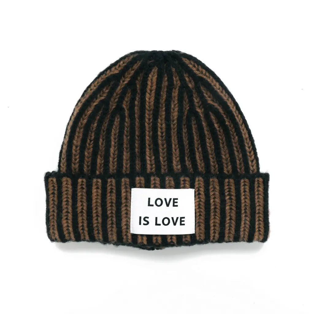Gorro Marrón - Love is love VTD
