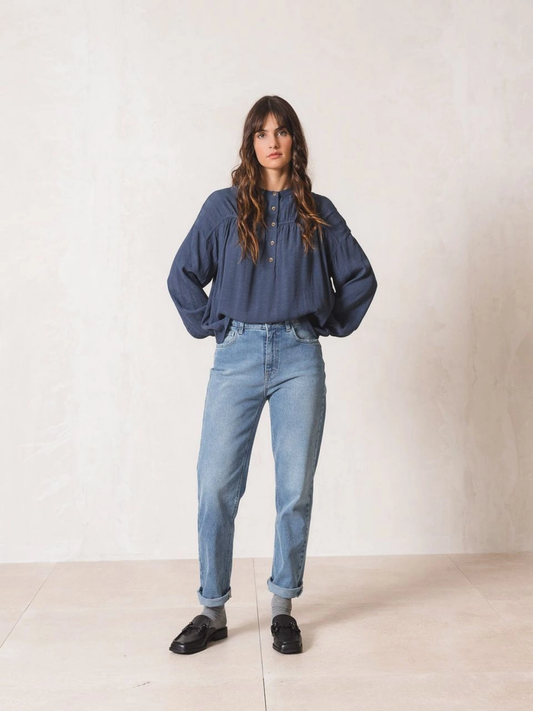 Pantalón mom denim tejano INDI & COLD
