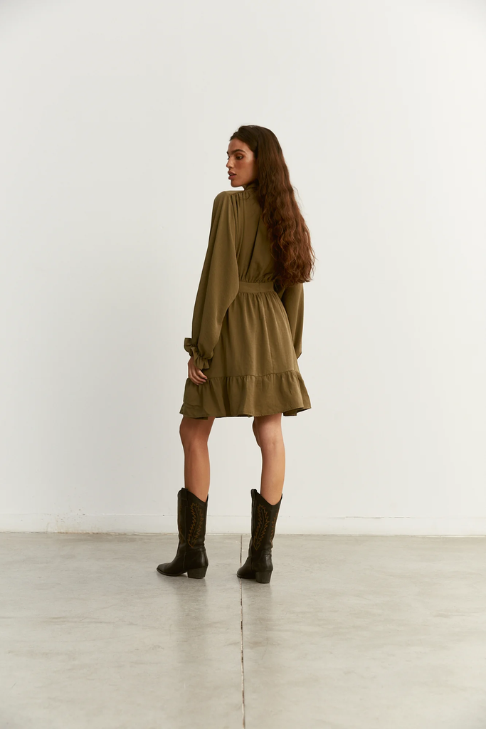 Vestido manga murciélago color oliva NTB