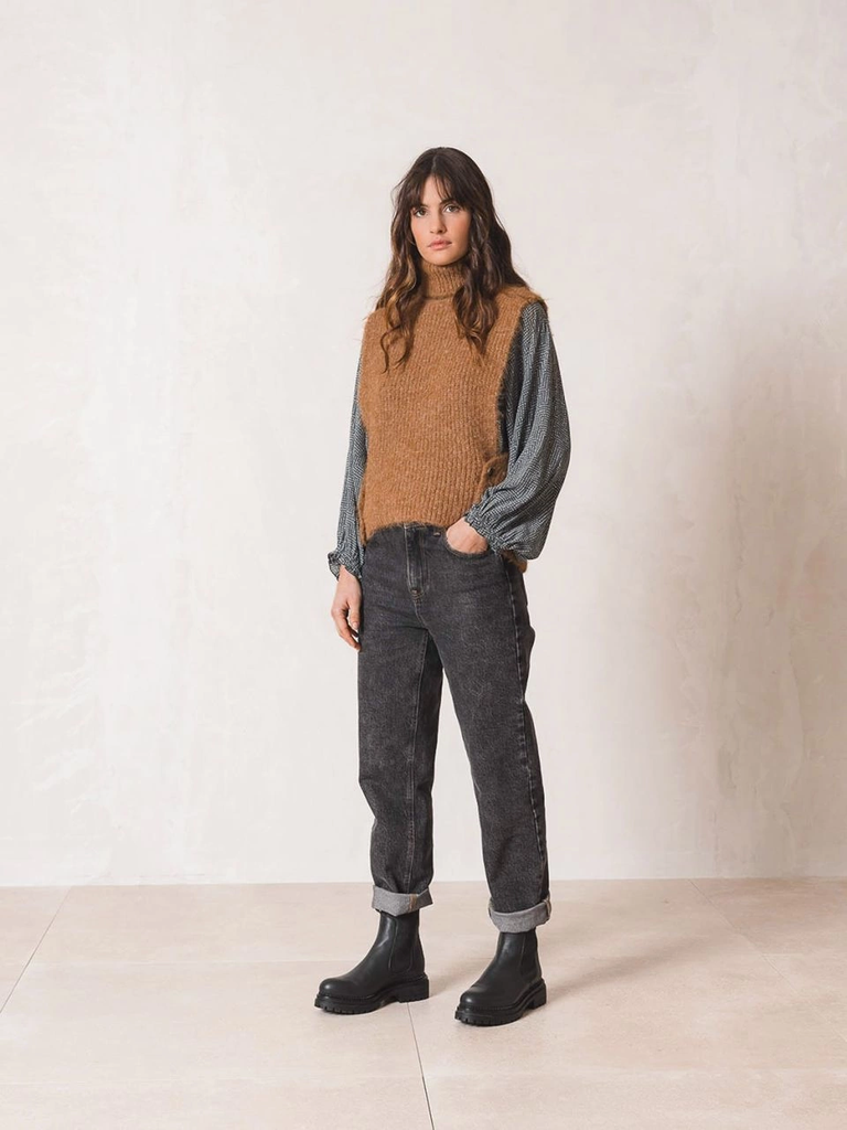Pantalón MOM denim used color negro