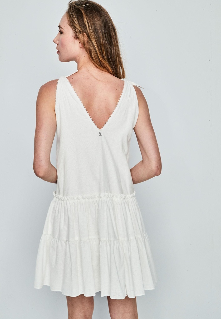Vestido tirantes pasamanería color negro