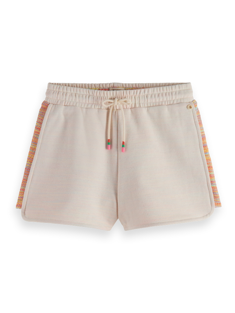 Pantalón short color hielo y multicolor