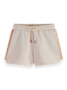 Pantalón short color hielo y multicolor