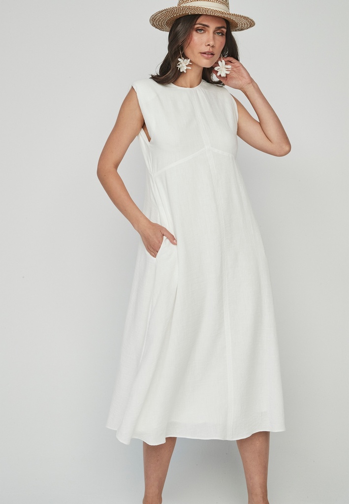 Vestido sin mangas con vuelo