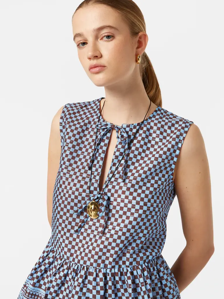 U9A00702T_U248_MDL_DTL.webp