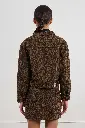 chaqueta-de-manga-larga-estampado-animal (4).webp