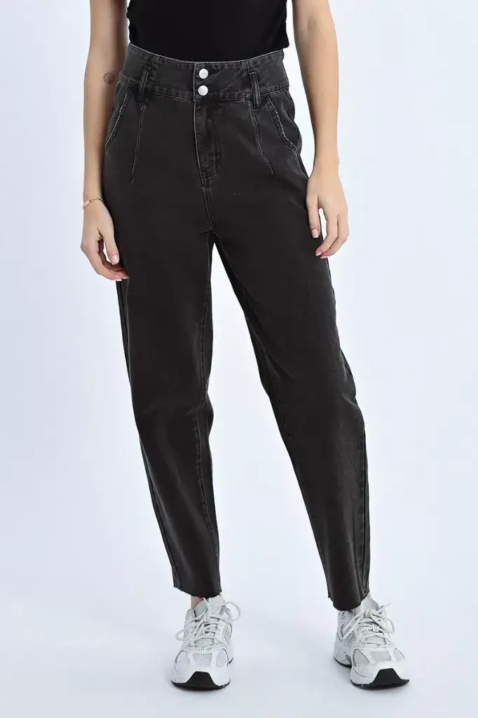 pantalon-largo-vaquero-corte-mom-fit (1).webp