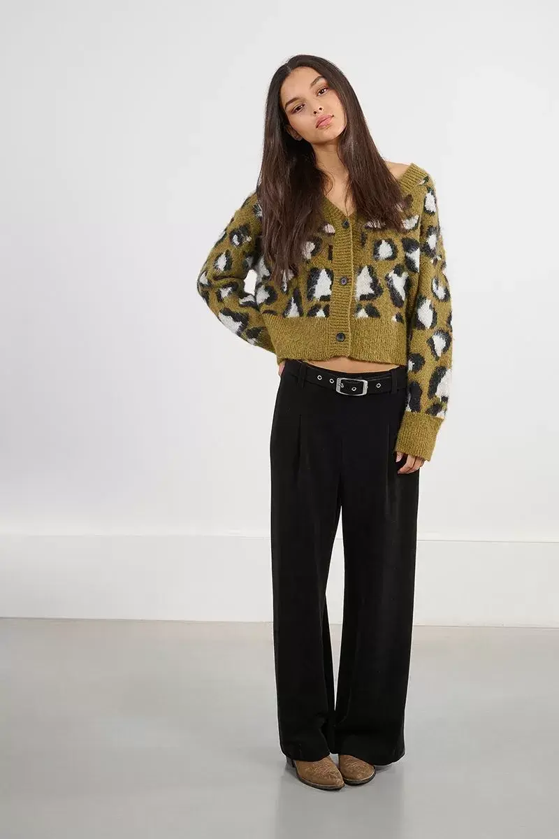 cardigan-de-manga-larga-estampado-animal (1).webp