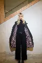 gabardina-midi-de-manga-larga-con-cinturon.webp