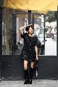 vestido-de-manga-corta-estampado-cuadros.webp
