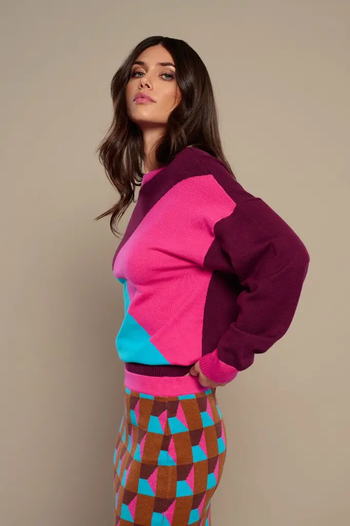 TAWNY-SWEATER-252-289 (1).webp