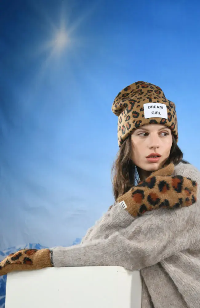 dream-girl-wanten-muts2.webp