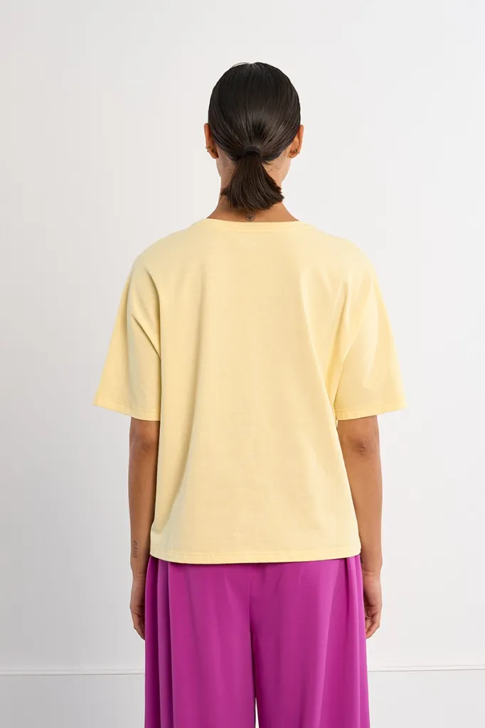 camiseta-de-mujer-de-manga-larga-con-estampado- (4).webp