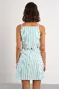 vestido-corto-de-tirantes-con-estampado-y-aberturas- (2).webp