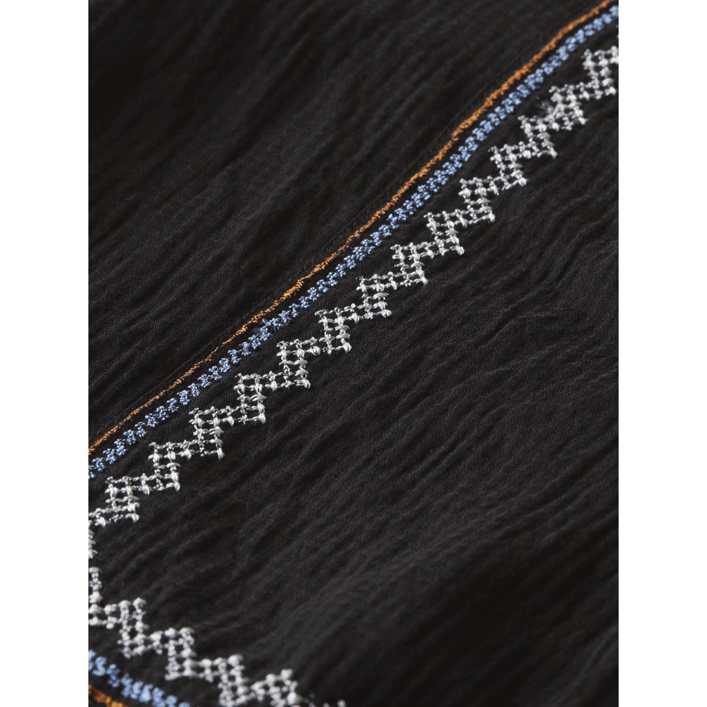 Vestido estilo peplum con bordados