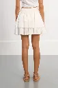 falda-corta-con-volantes-y-encaje- (1).webp
