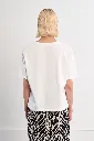 camiseta-de-mujer-de-manga-corta-con-estampado-frontal- (3).webp
