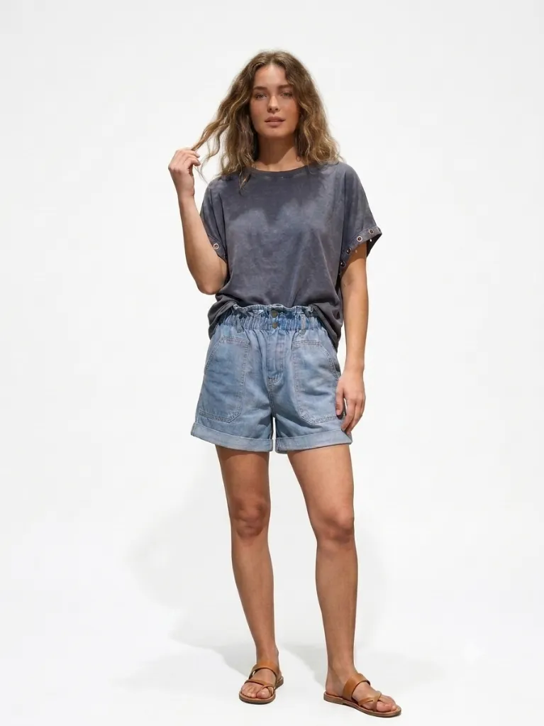 camiseta tachas blue pavone (2).webp