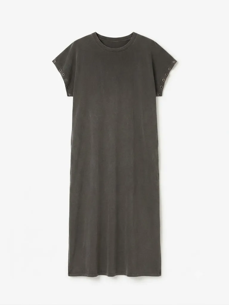 vestido tachas negro 2.webp