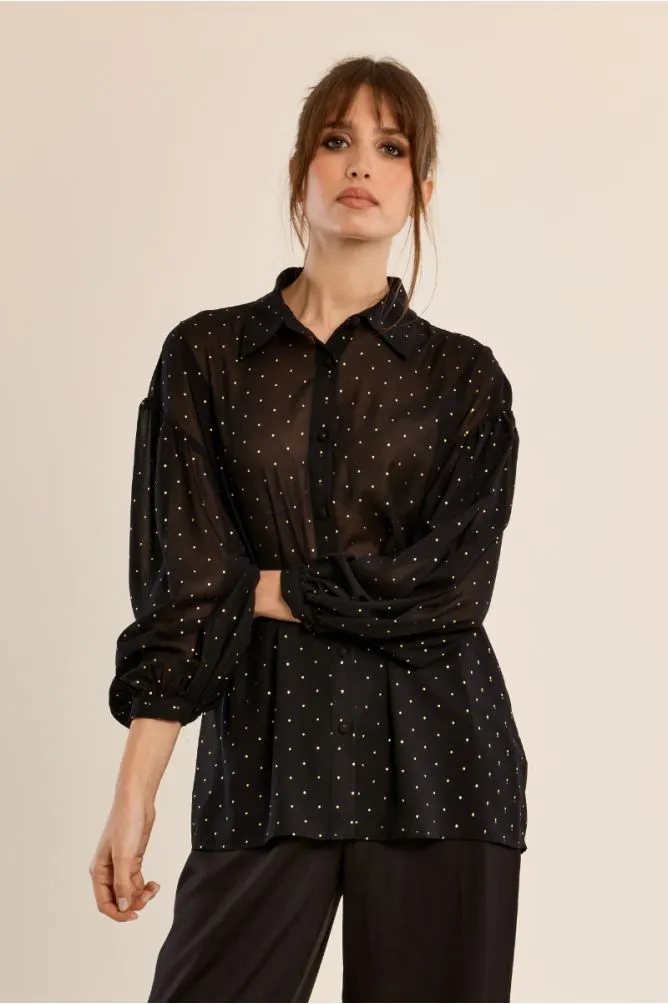 camisa-de-manga-larga-detalle-lunares.webp
