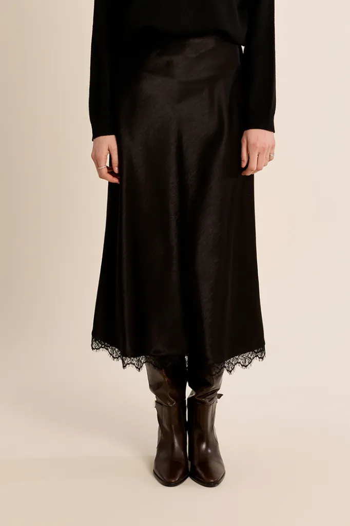 T2285EN-NOIR-3.webp