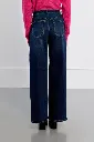 pantalon-vaquero-perneras-rectas (3).webp