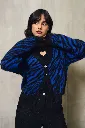 cardigan-de-manga-larga-con-estampado (1).webp