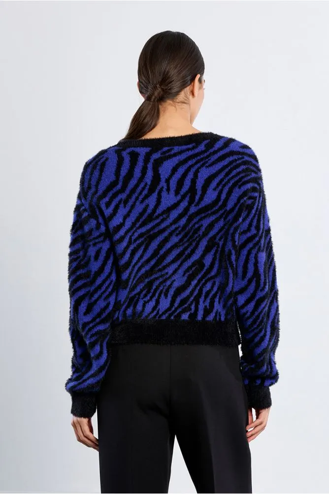 cardigan-de-manga-larga-con-estampado (5).webp