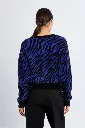 cardigan-de-manga-larga-con-estampado (5).webp