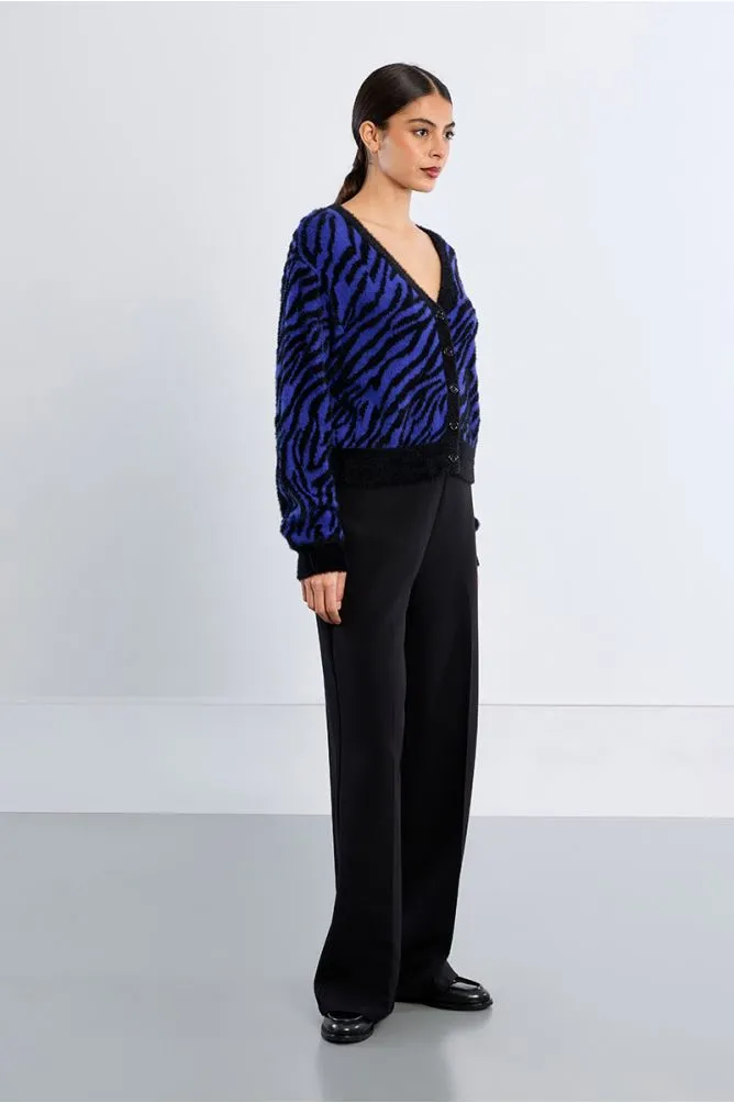 cardigan-de-manga-larga-con-estampado (3).webp