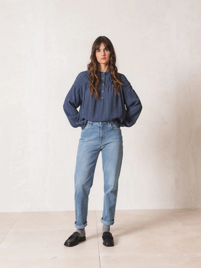 Pantalón mom denim azul tejano (34)