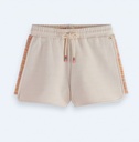 Pantalón short color hielo y multicolor