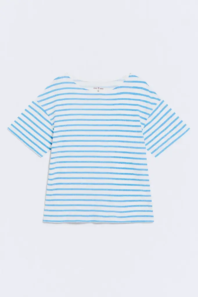 Camiseta lino rayas azul cielo y blancas