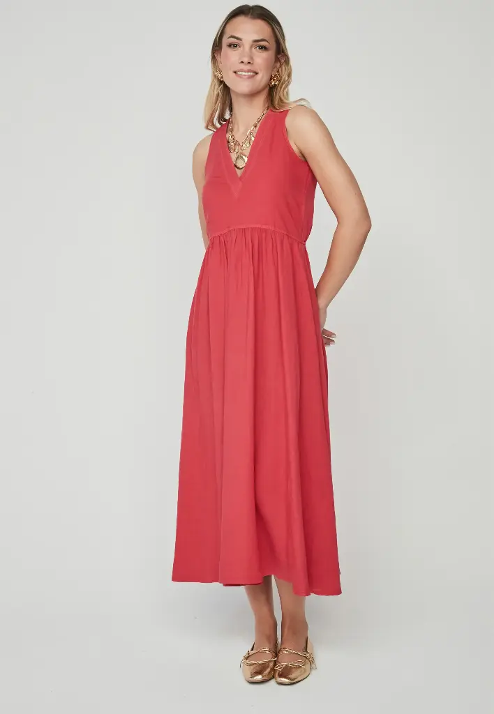 Vestido cuelo V coral 
