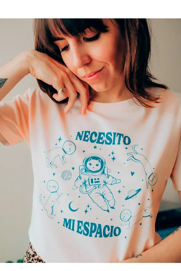 Camiseta necesito mi espacio
