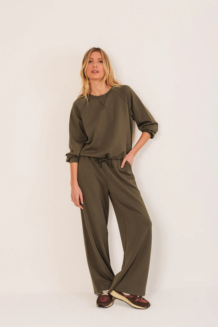 Pantalón wide leg color visón
