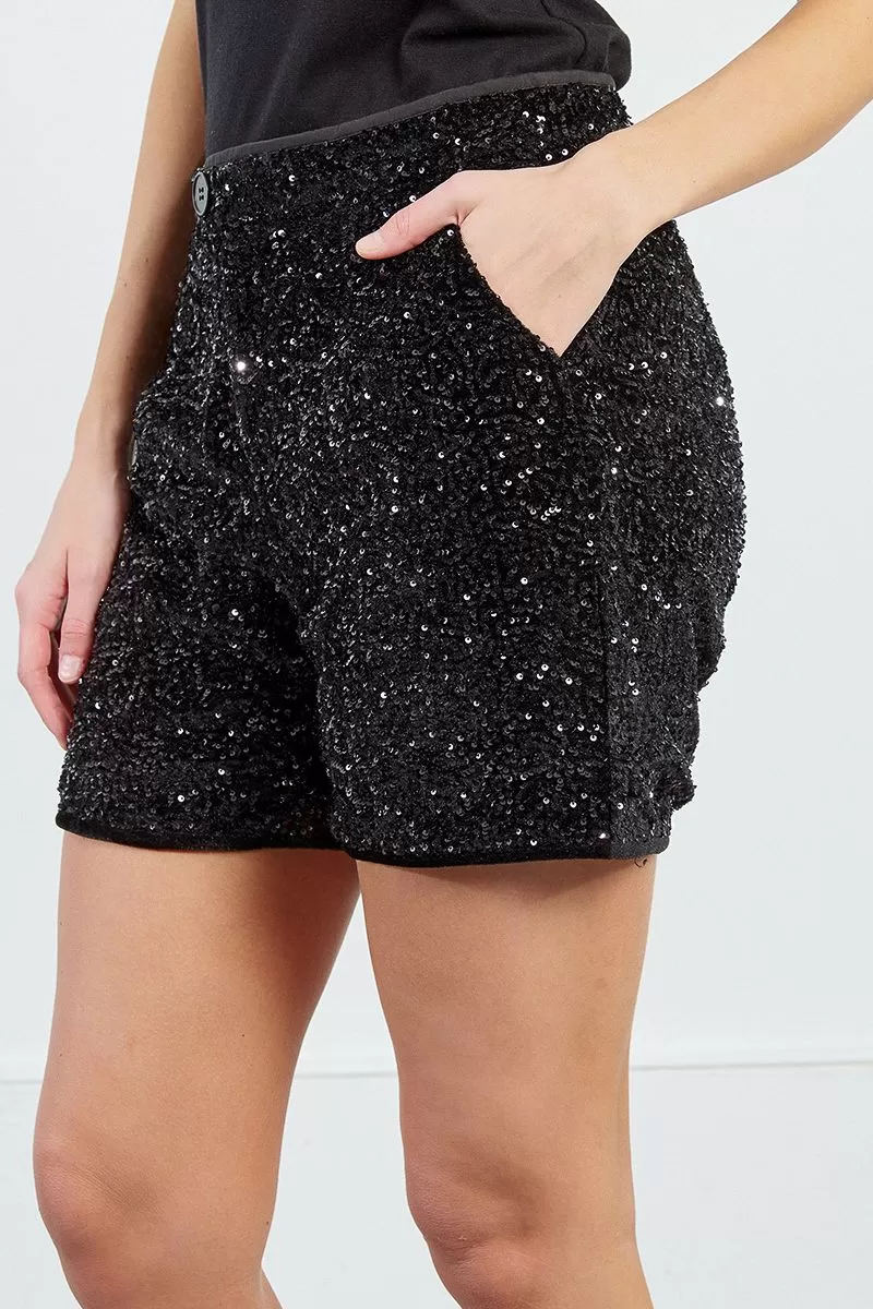 Short corto lentejuelas. (XS)