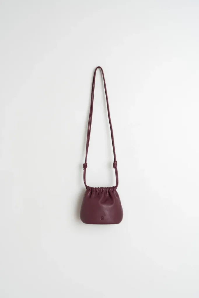 Bolso piel fruncida berenjena INDI & COLD
