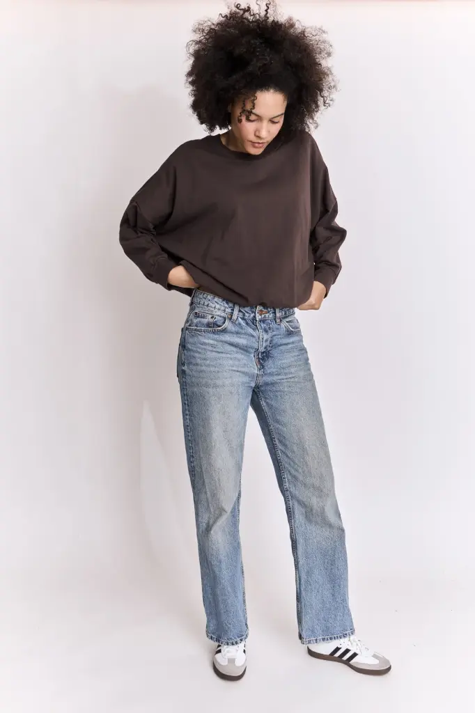 Sudadera globo color negro