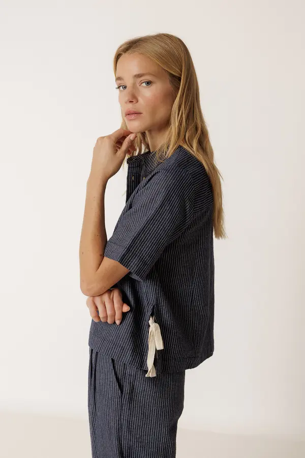Camisa rayas con lazada INDI & COLD