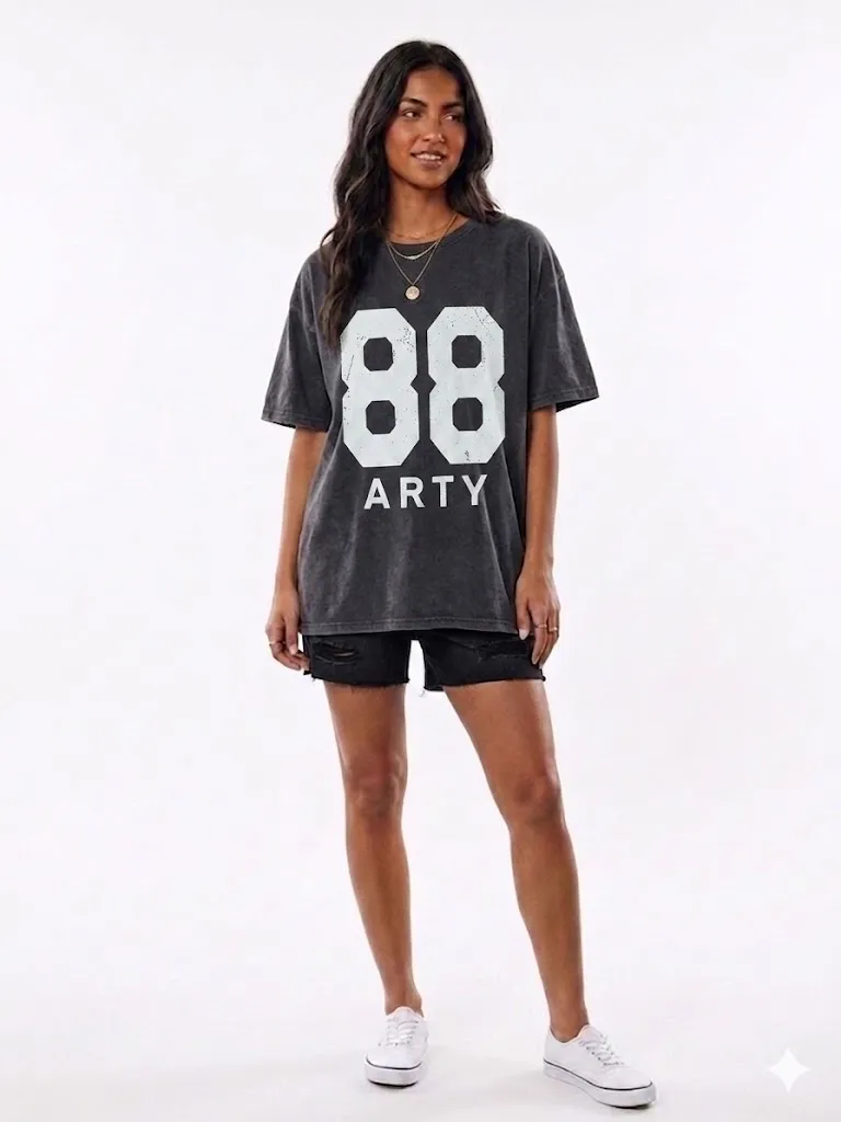 Camiseta 88 color negro & blanco
