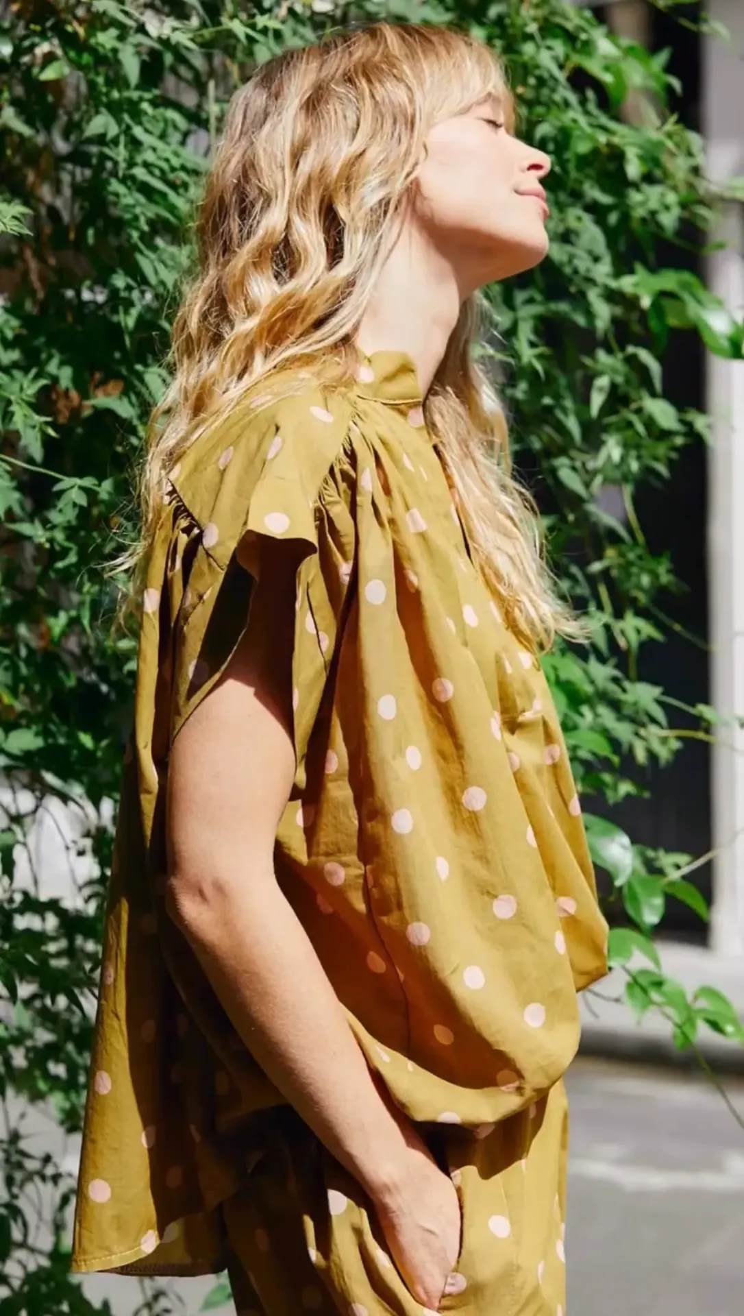 Blusa lunares color ocre