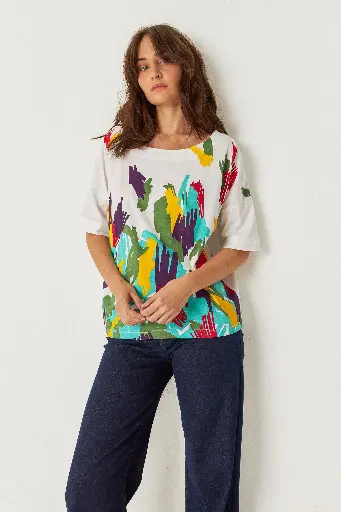 Camiseta diseño multicolor 