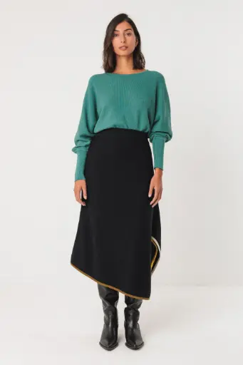 Falda largo asimétrico líneas contraste