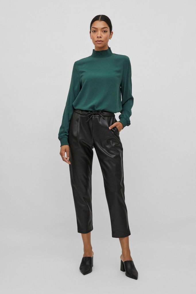 Pantalón 7/8 efecto cuero color negro 